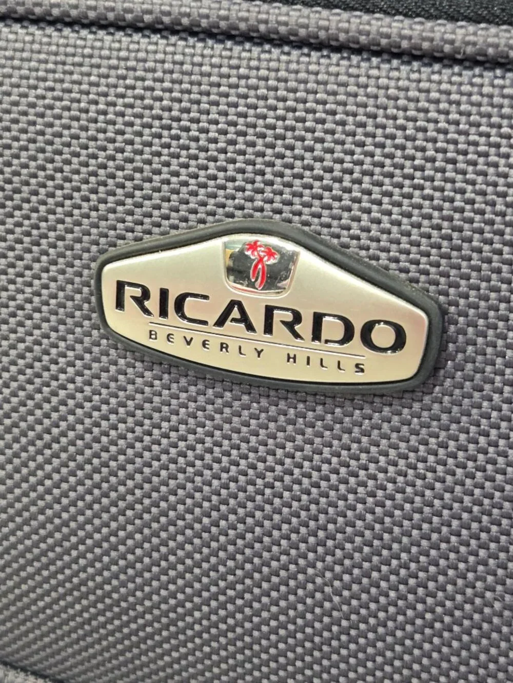 Ricardo Beverly Hills Travel Bag Duffel Bag Gray